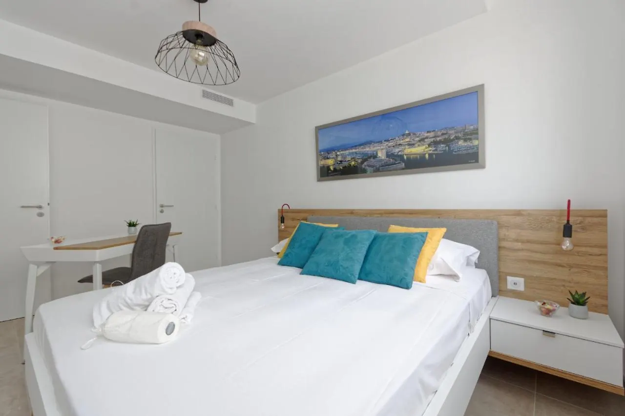 Royal Castel Apartment Marseille France